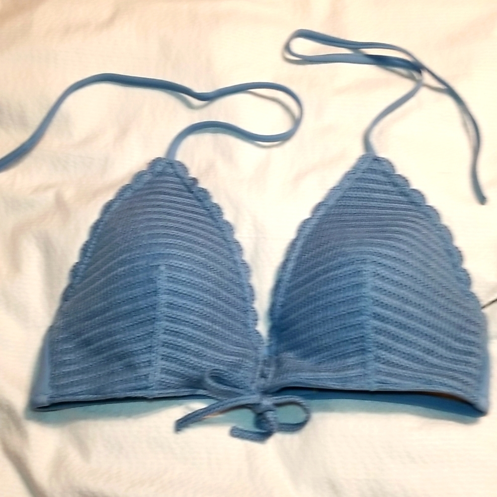 NWT RARE PUSH UP CROCHET BIKINI TOP ADJUSTABLE FRONT TIE AT NECK BIKINI SWIM BRA